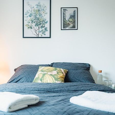 N2 Centrally Located 3-Room Apartment With Balcony Or Individual Rooms Karlsruhe Exterior foto